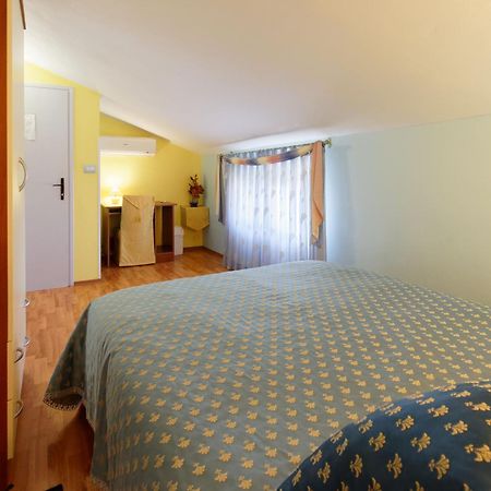 Holiday Home Nevena By Rent Istria Buje Room photo