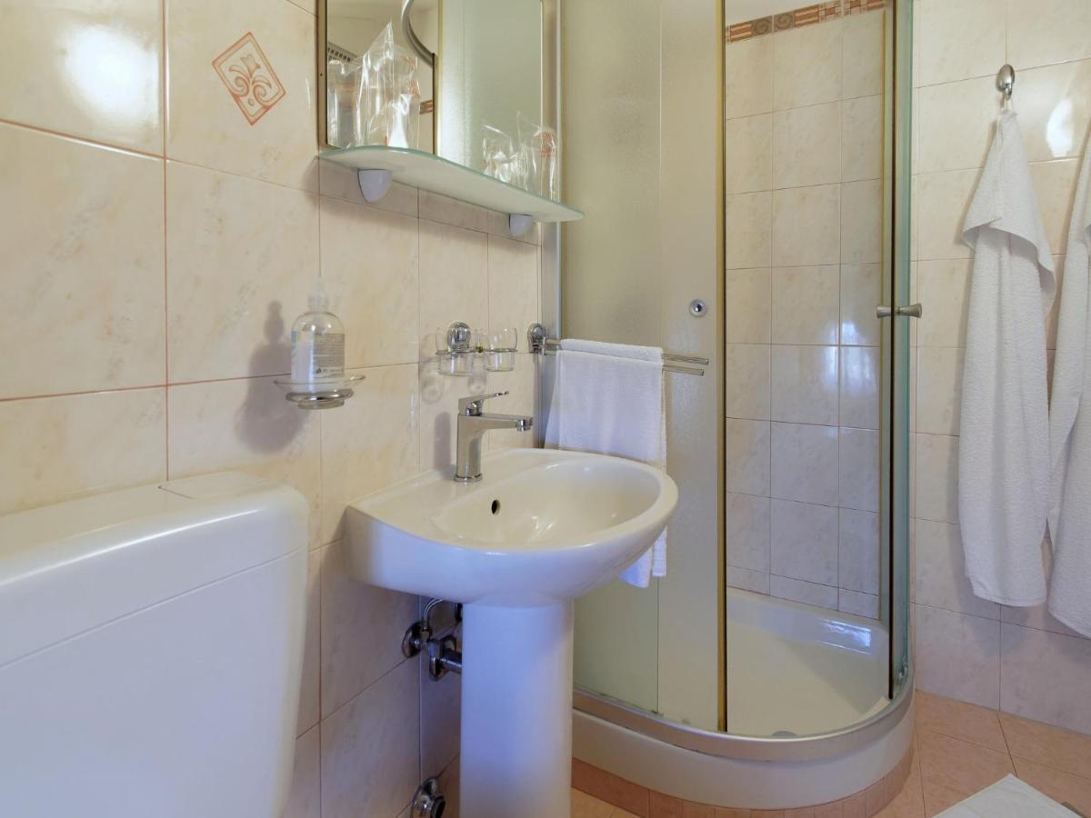 Holiday Home Nevena By Rent Istria Buje Exterior photo