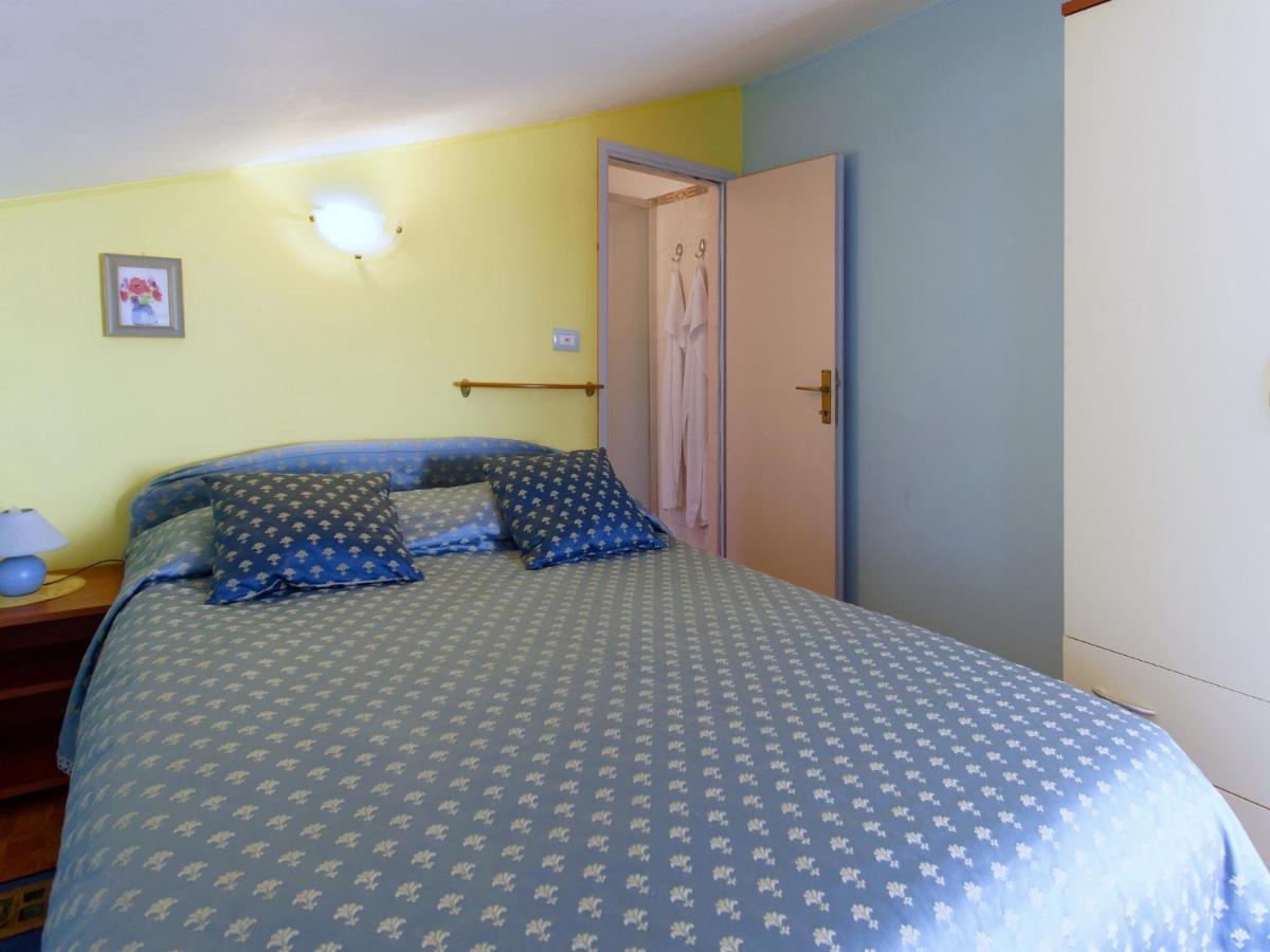 Holiday Home Nevena By Rent Istria Buje Exterior photo