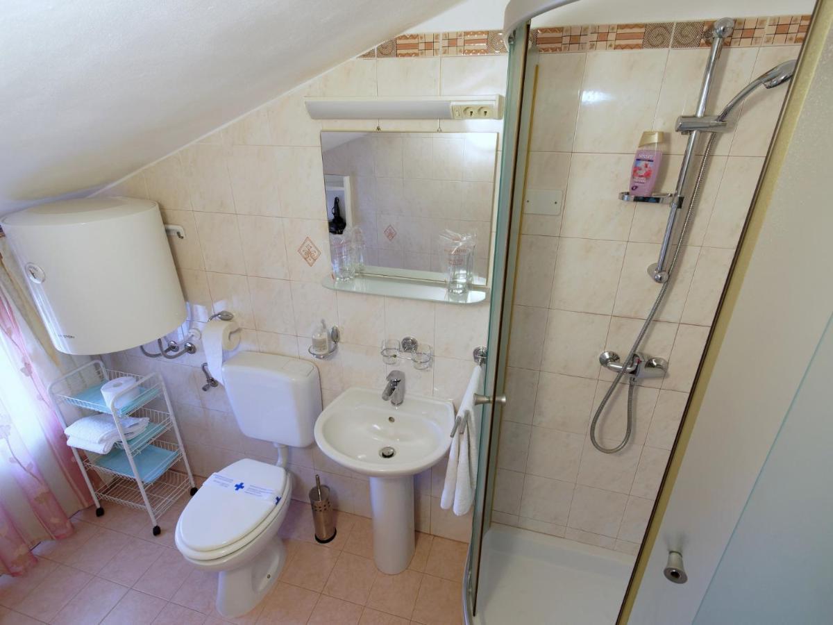 Holiday Home Nevena By Rent Istria Buje Exterior photo