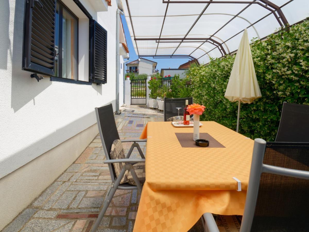 Holiday Home Nevena By Rent Istria Buje Exterior photo