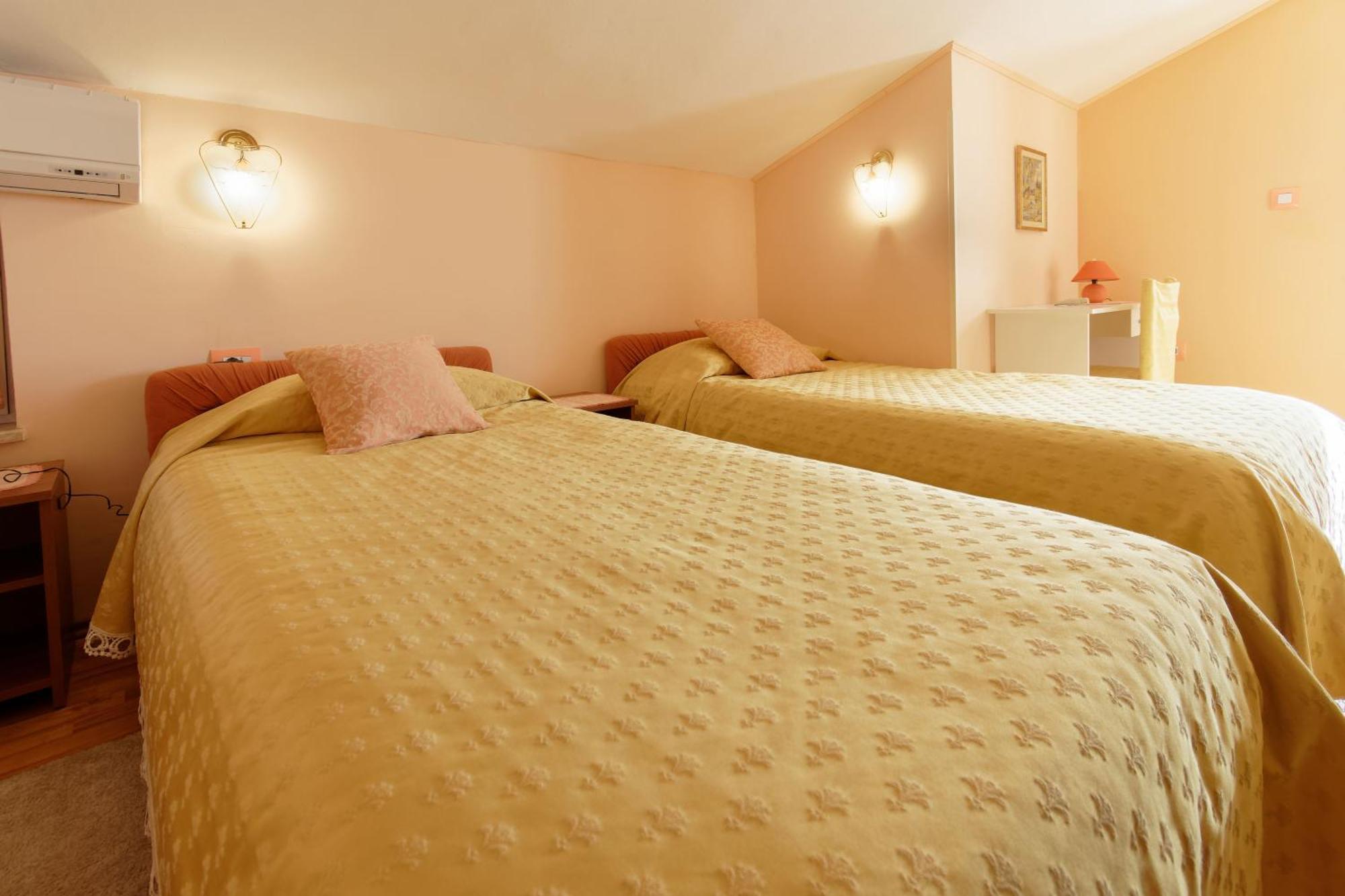 Holiday Home Nevena By Rent Istria Buje Room photo